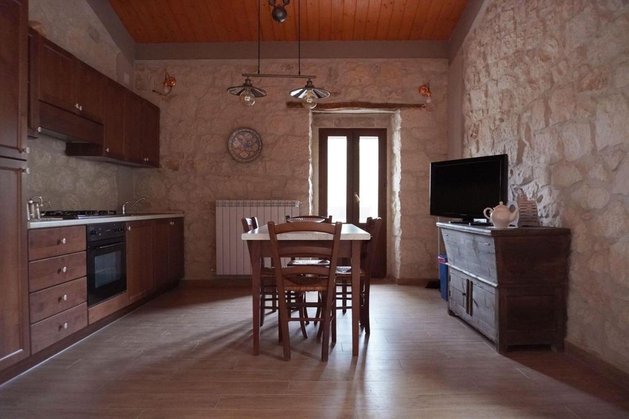 Вилла La Casa Di Zio Donato Roccamorice Экстерьер фото