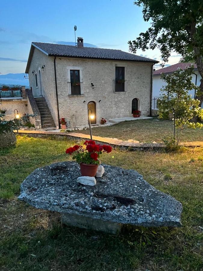 Вилла La Casa Di Zio Donato Roccamorice Экстерьер фото
